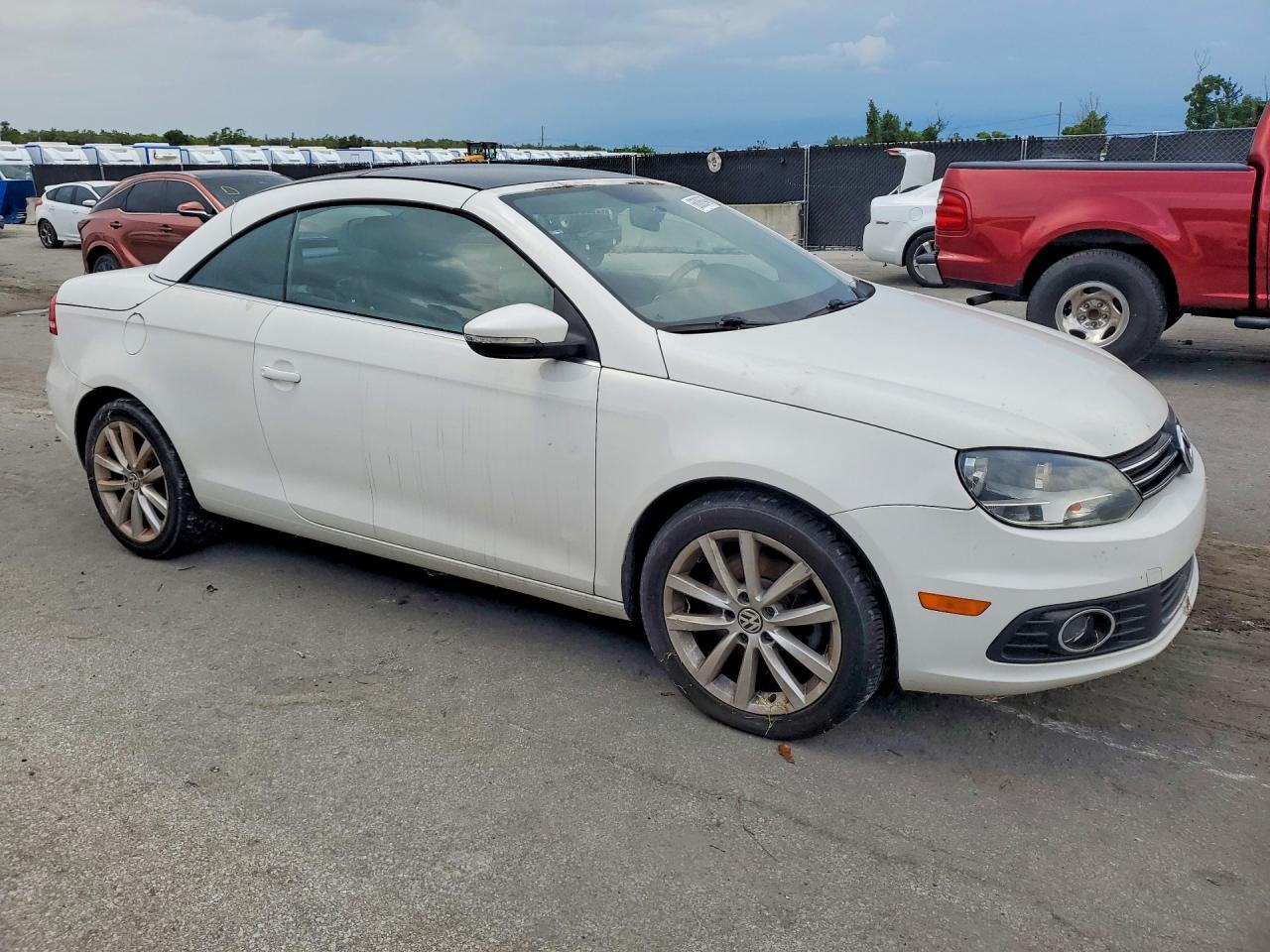 2012 VOLKSWAGEN EOS KOMFORT — Фото 4 из 12