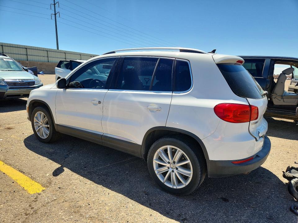 2012 VOLKSWAGEN TIGUAN S — Фото 2 из 13