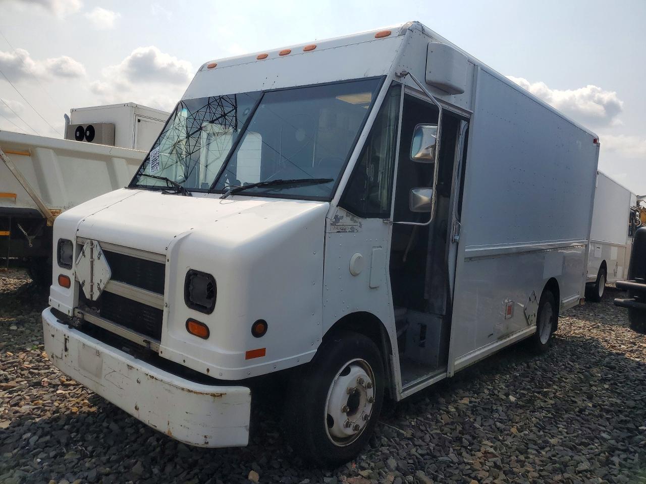2004 FREIGHTLINER CHASSIS 4UZAANBW54CN46552