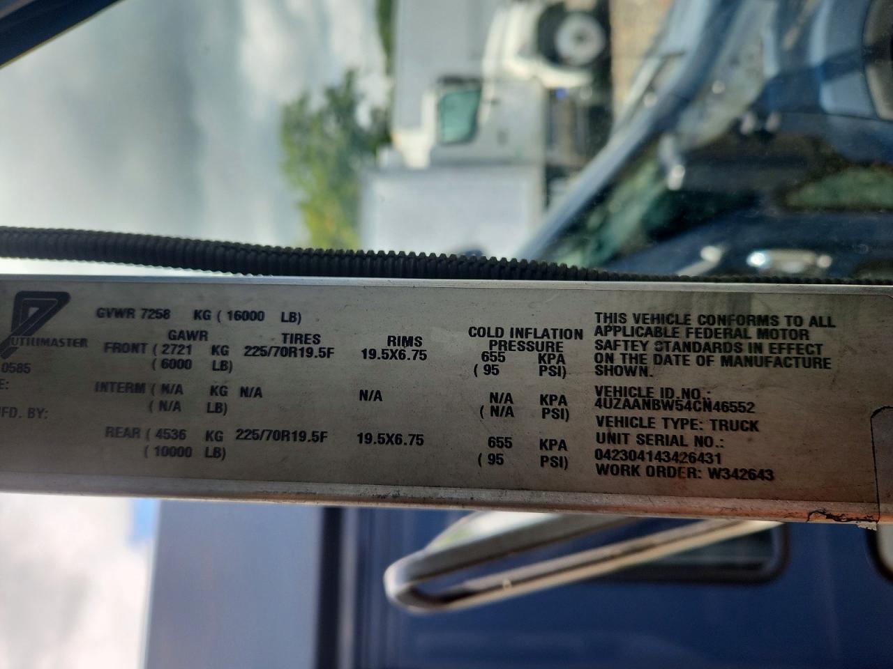2004 FREIGHTLINER CHASSIS M LINE WALK-IN VAN — Фото 13 из 13