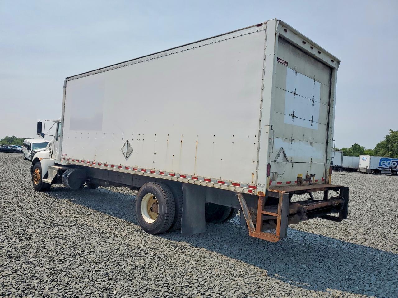 2018 KENWORTH T300 BOX TRUCK — Фото 2 из 12