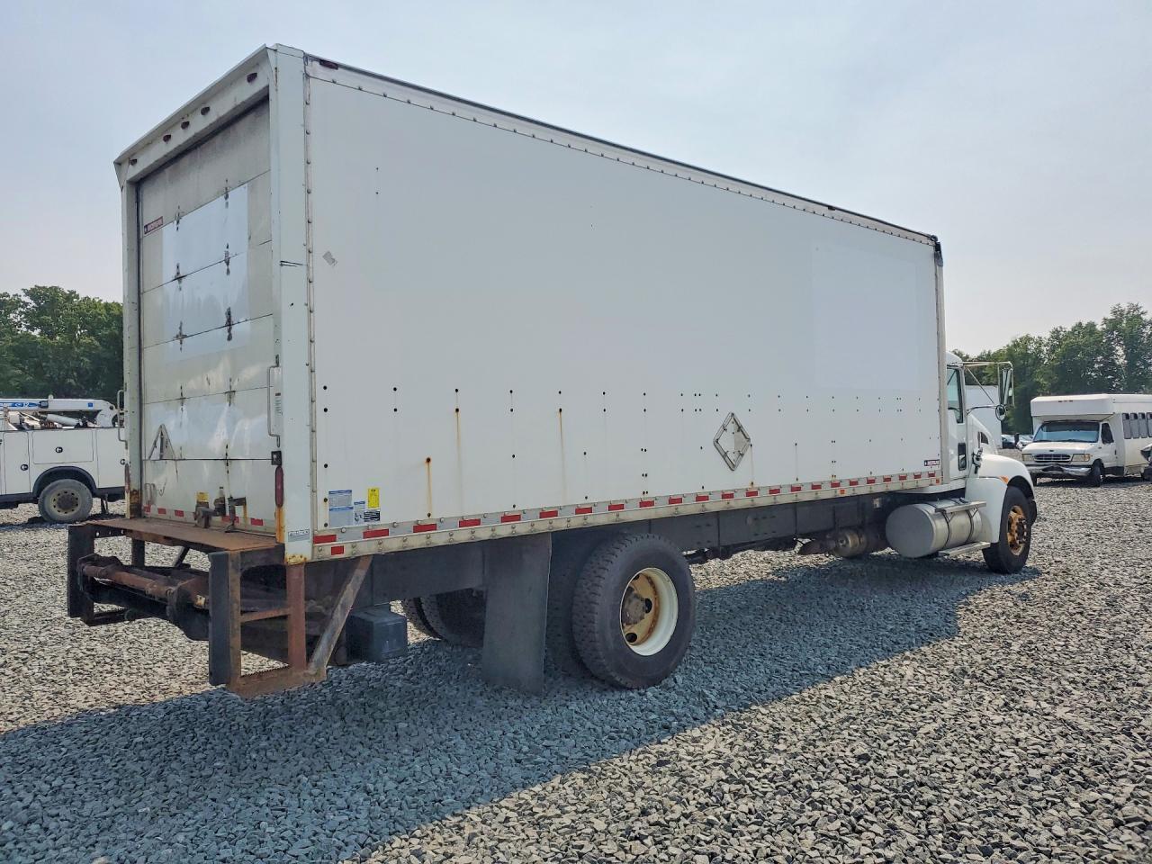 2018 KENWORTH T300 BOX TRUCK — Фото 3 из 12
