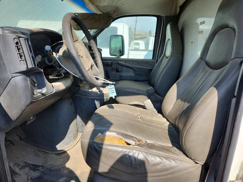 2004 GMC SAVANA BOX TRUCK — Фото 7 из 13