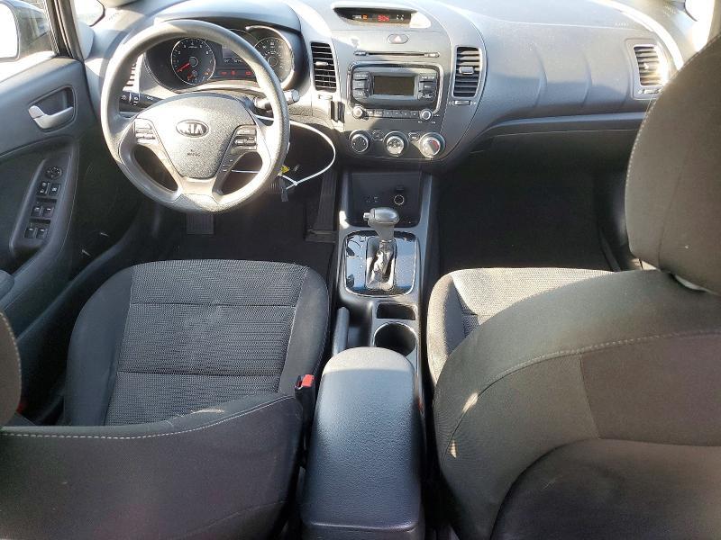 2018 KIA FORTE LX — Фото 8 из 12