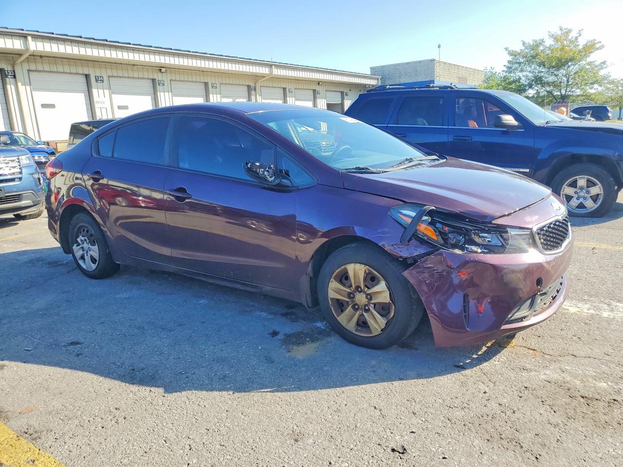 2018 KIA FORTE LX — Фото 4 из 12