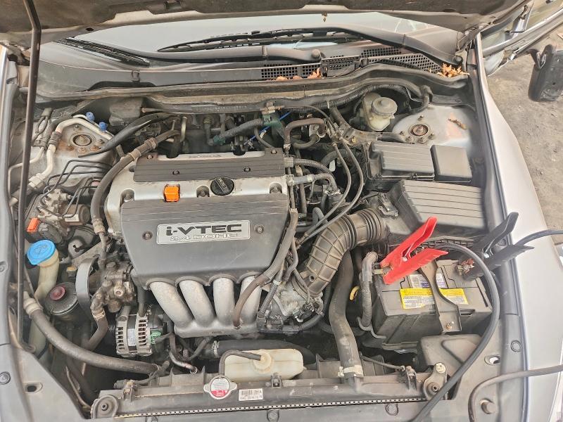 2004 HONDA ACCORD LX — Фото 11 из 12
