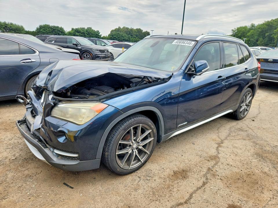 2013 BMW X1 WBAVL1C53DVR88083