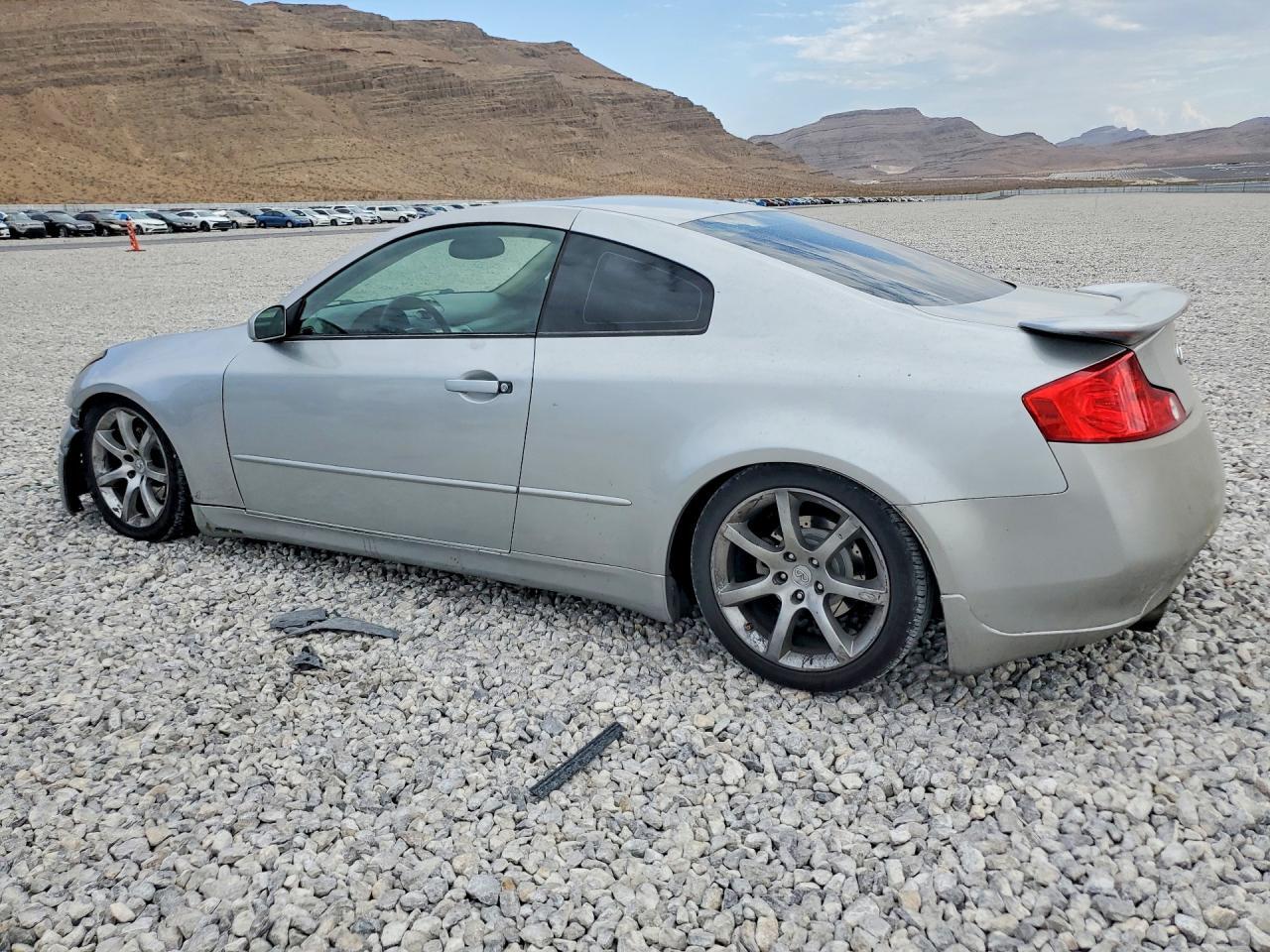 2004 INFINITI G35 BASE — Фото 2 из 12