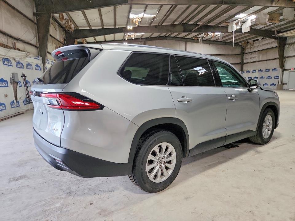 2024 TOYOTA GRAND HIGHLANDER XLE — Фото 3 из 12