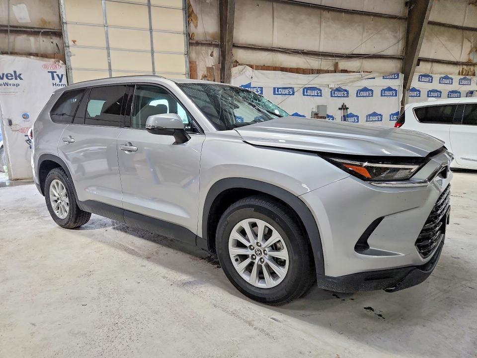 2024 TOYOTA GRAND HIGHLANDER XLE — Фото 4 из 12