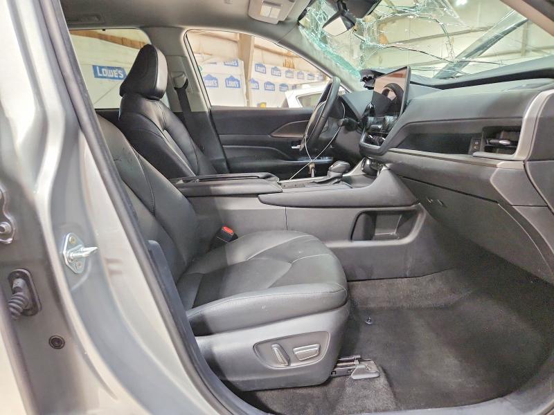 2024 TOYOTA GRAND HIGHLANDER XLE — Фото 7 из 12