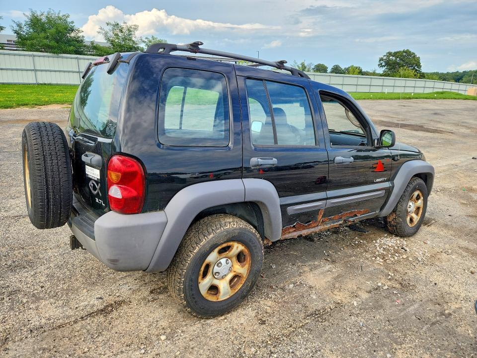 2004 JEEP LIBERTY SPORT — Фото 3 из 13