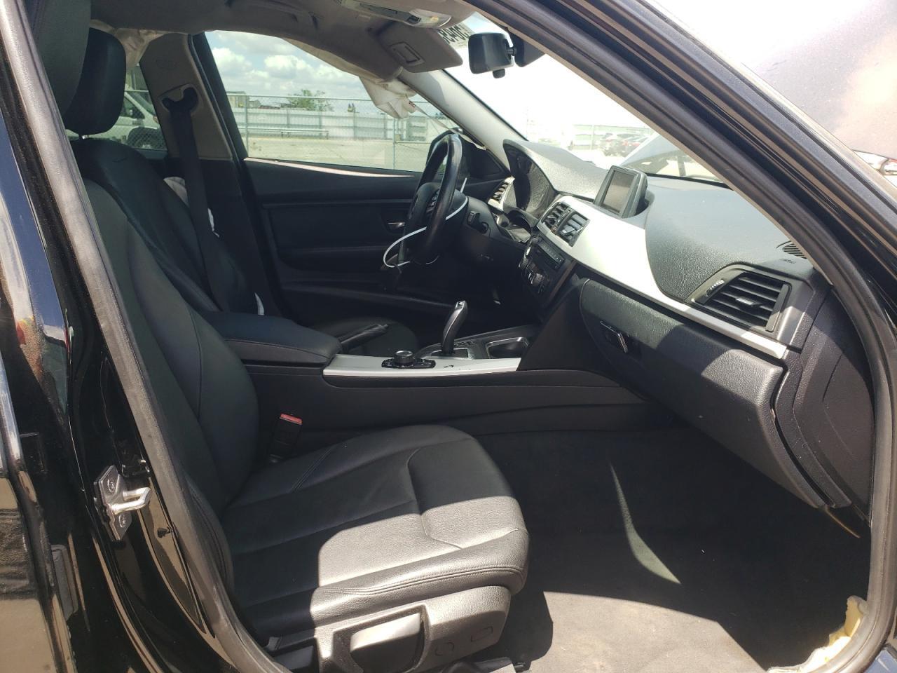 2013 BMW 320 I — Фото 7 из 12