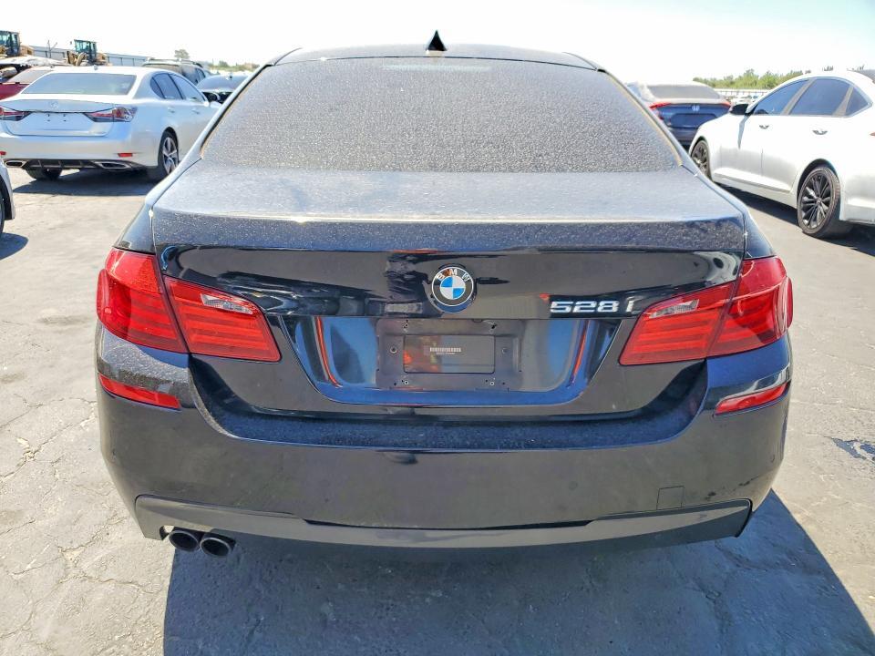2013 BMW 528 I — Фото 6 из 12