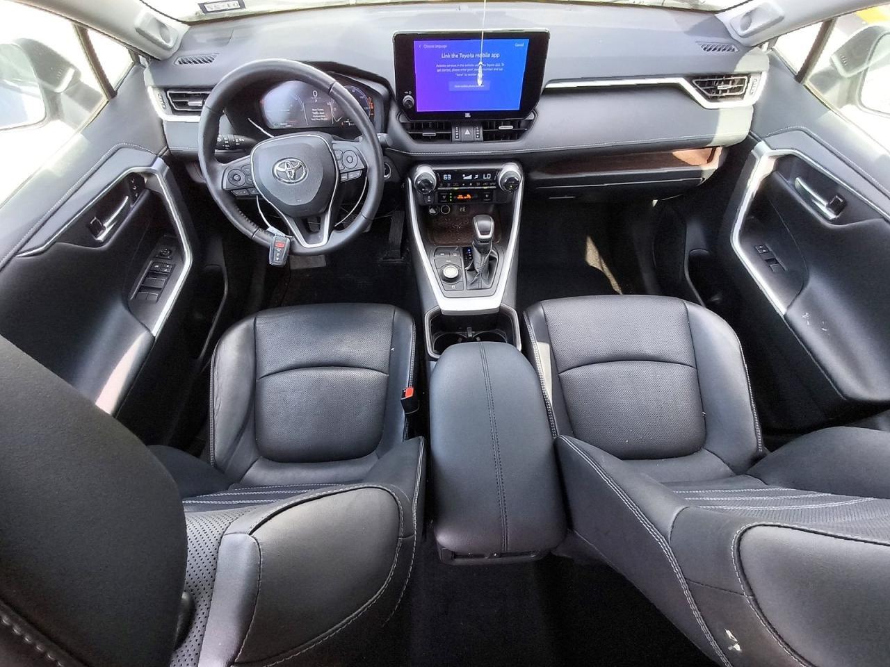 2024 TOYOTA RAV4 LIMITED — Фото 8 из 13