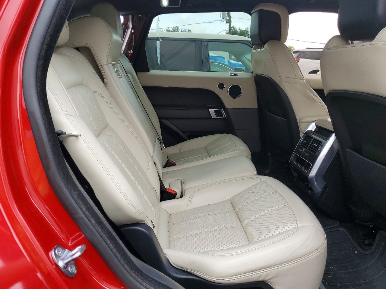 2018 LAND ROVER RANGE ROVER SPORT HSE — Фото 11 из 13