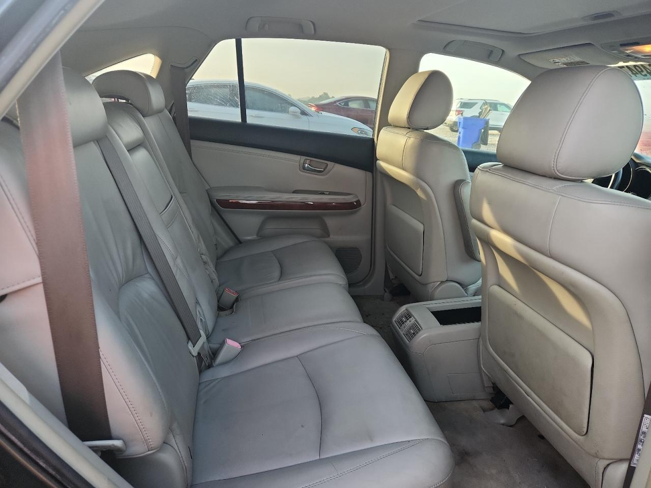 2004 LEXUS RX 330 — Фото 11 из 13