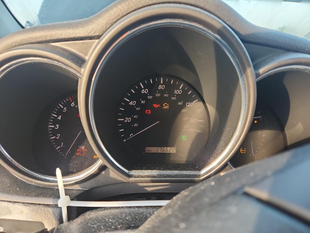 2004 LEXUS RX 330 — Фото 9 из 13