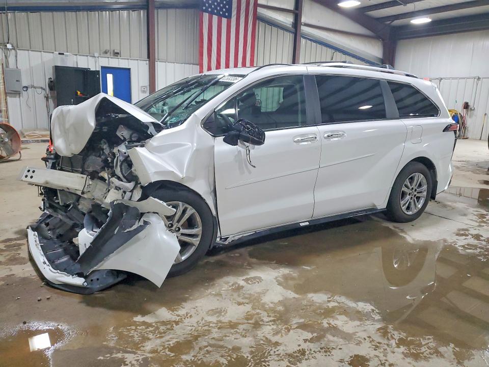 2024 TOYOTA SIENNA 5TDESKFC8RS137064