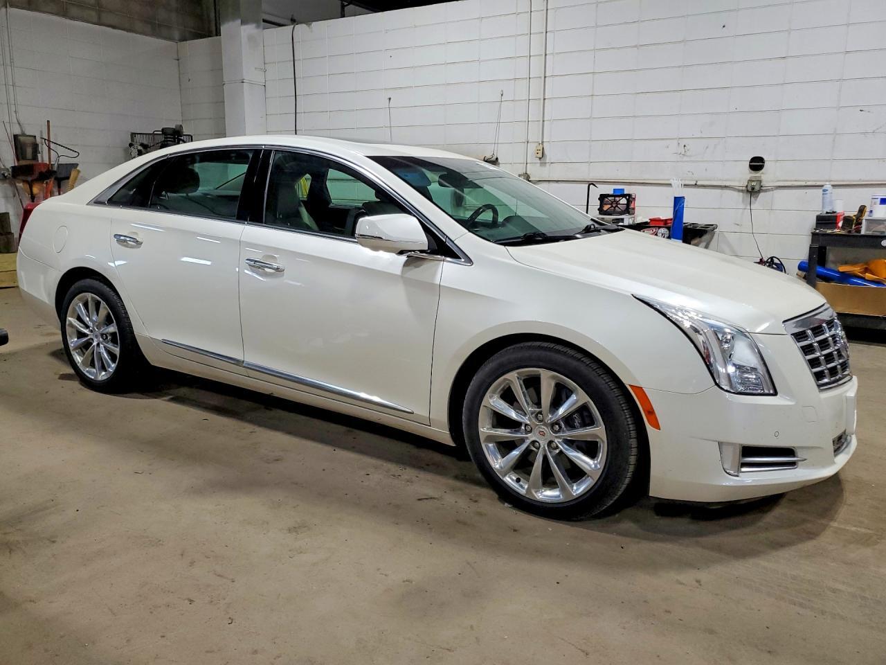 2013 CADILLAC XTS PREMIUM COLLECTION — Фото 4 из 12