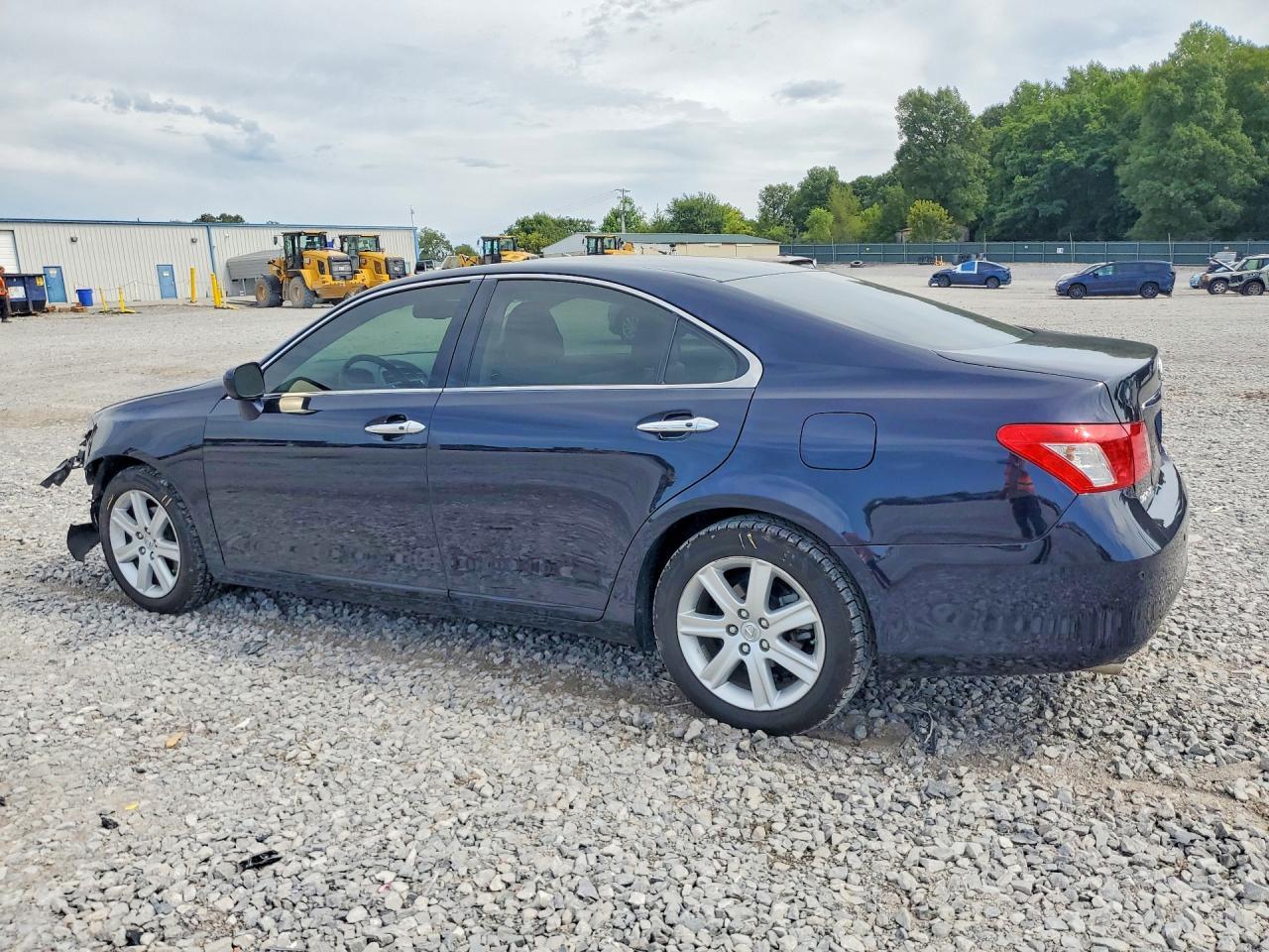 2008 LEXUS ES 350 — Фото 2 из 12