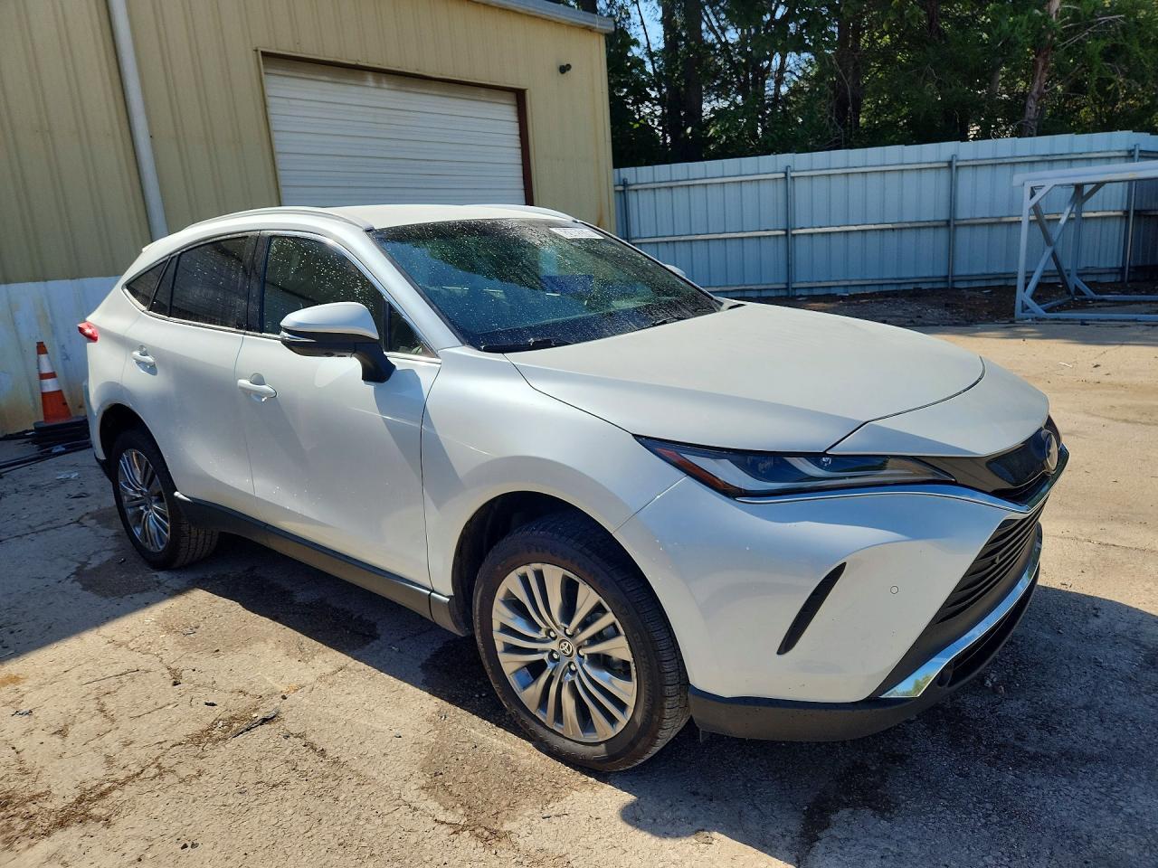 2024 TOYOTA VENZA LIMITED — Фото 4 из 13