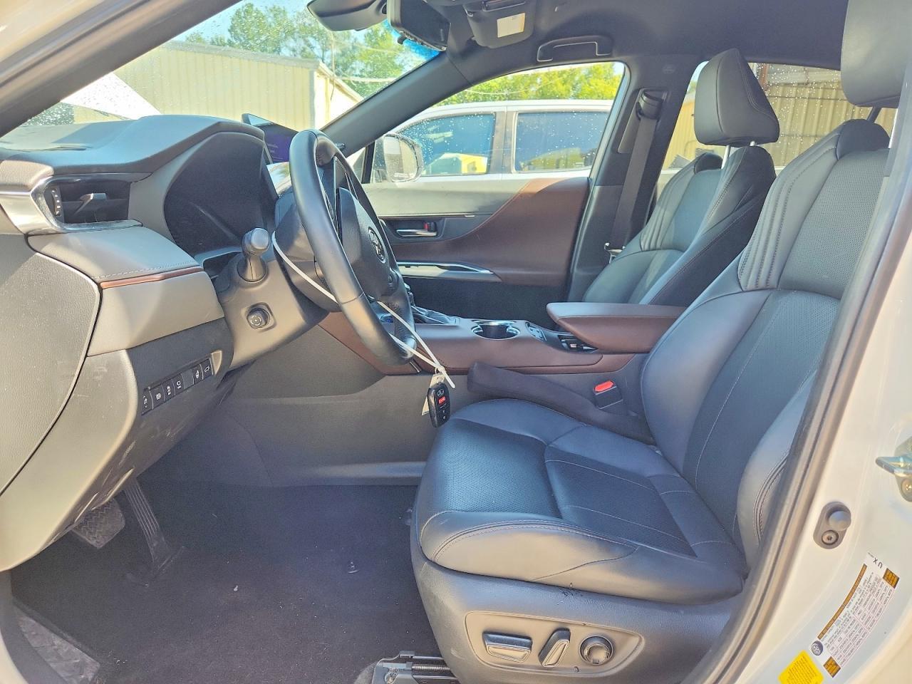 2024 TOYOTA VENZA LIMITED — Фото 7 из 13