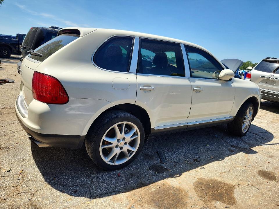2004 PORSCHE CAYENNE S — Фото 3 из 12