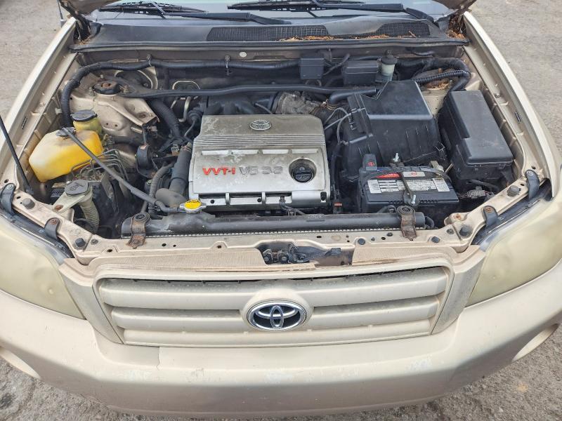 2004 TOYOTA HIGHLANDER BASE — Фото 12 из 13