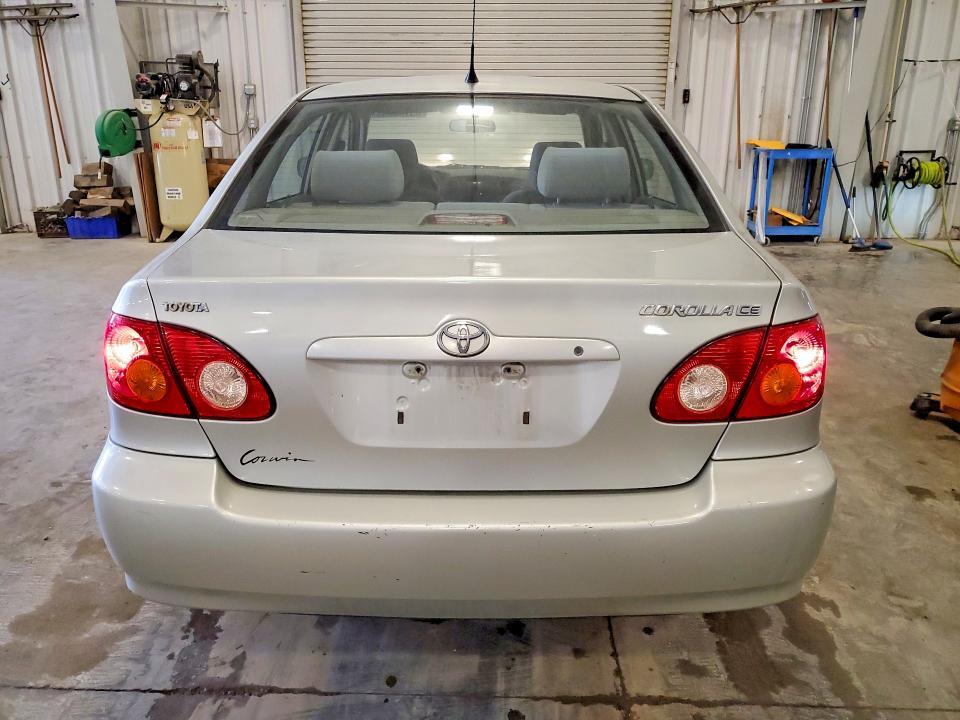 2004 TOYOTA COROLLA — Фото 6 из 12