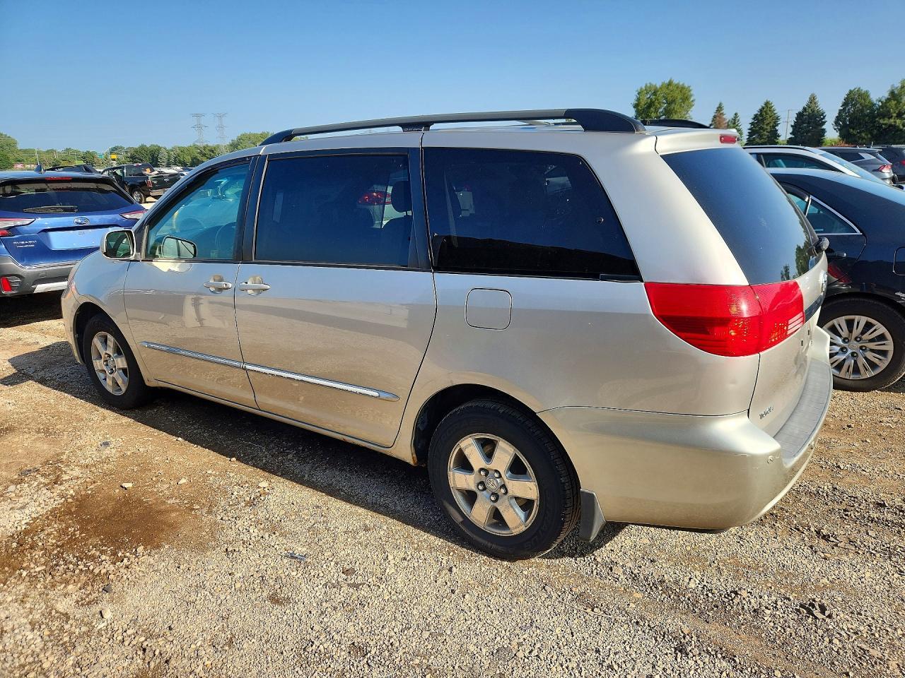 2004 TOYOTA SIENNA XLE LIMITED 7 PASSENGER — Фото 2 из 12