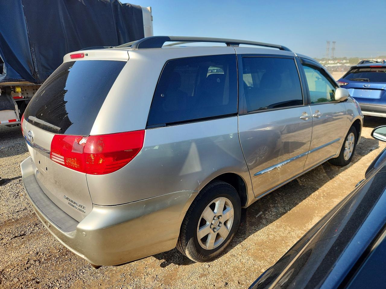 2004 TOYOTA SIENNA XLE LIMITED 7 PASSENGER — Фото 3 из 12