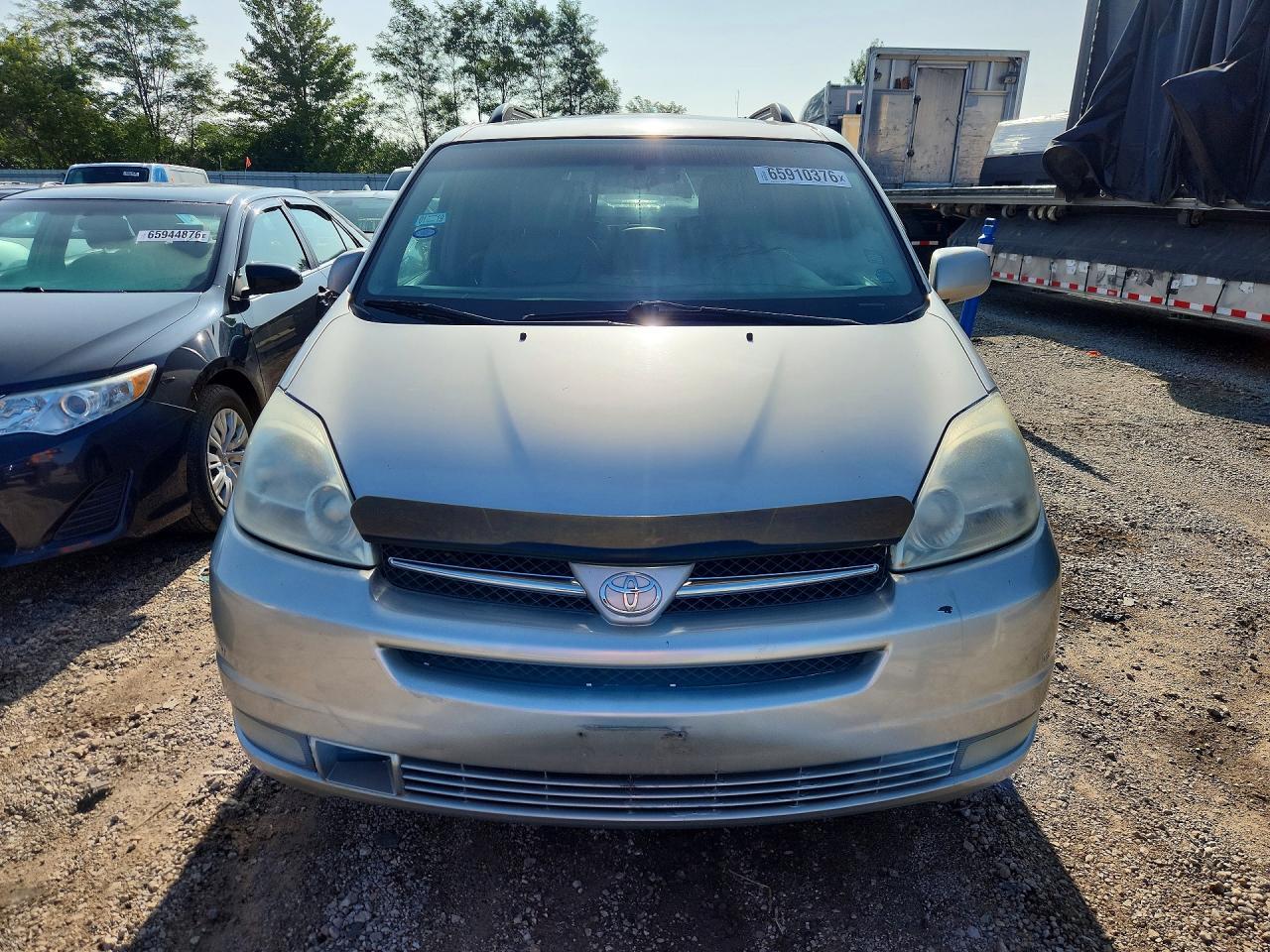 2004 TOYOTA SIENNA XLE LIMITED 7 PASSENGER — Фото 5 из 12