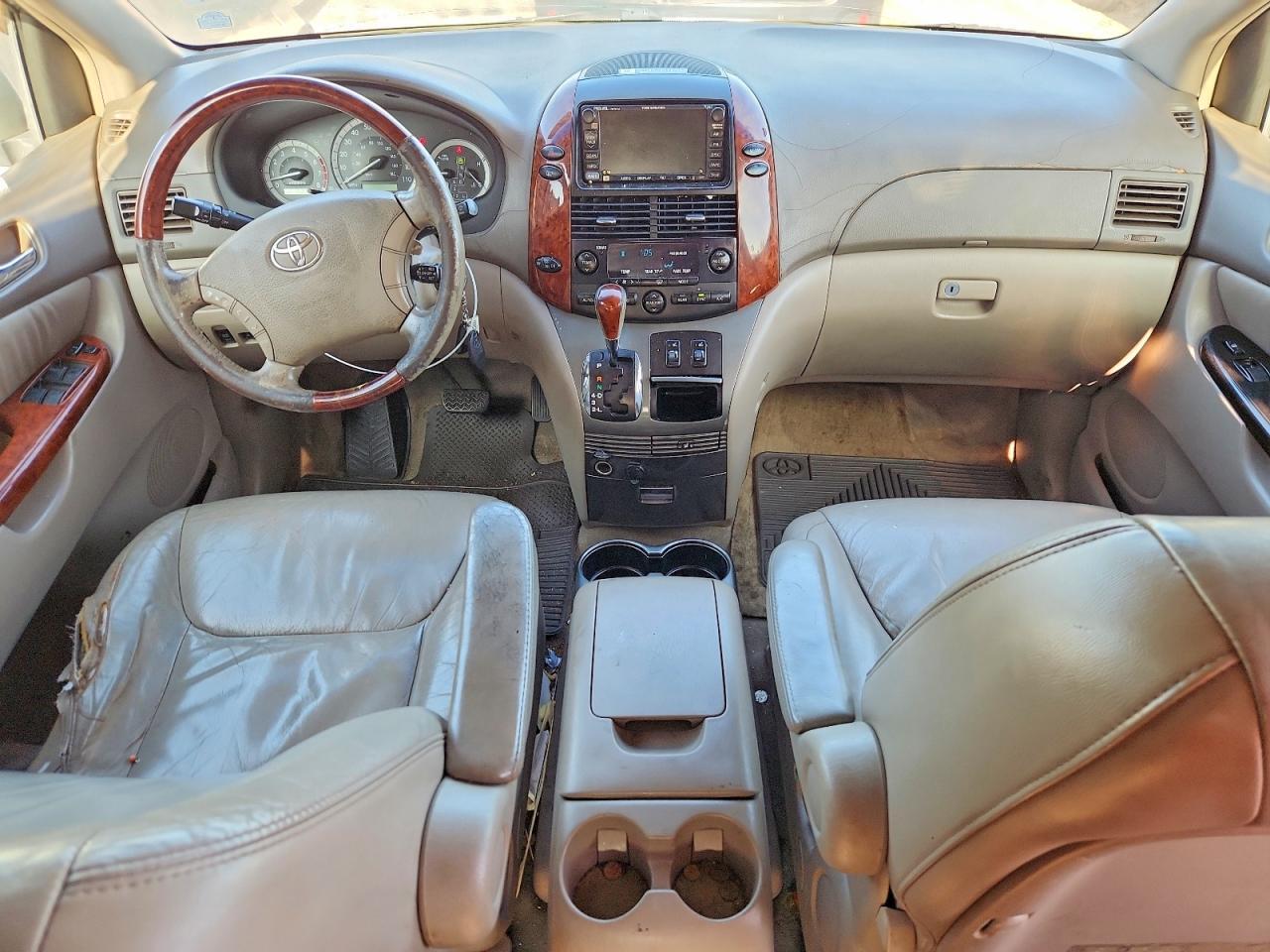 2004 TOYOTA SIENNA XLE LIMITED 7 PASSENGER — Фото 8 из 12