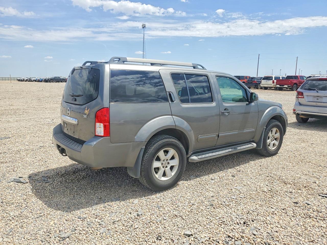 2008 NISSAN PATHFINDER S — Фото 3 из 13