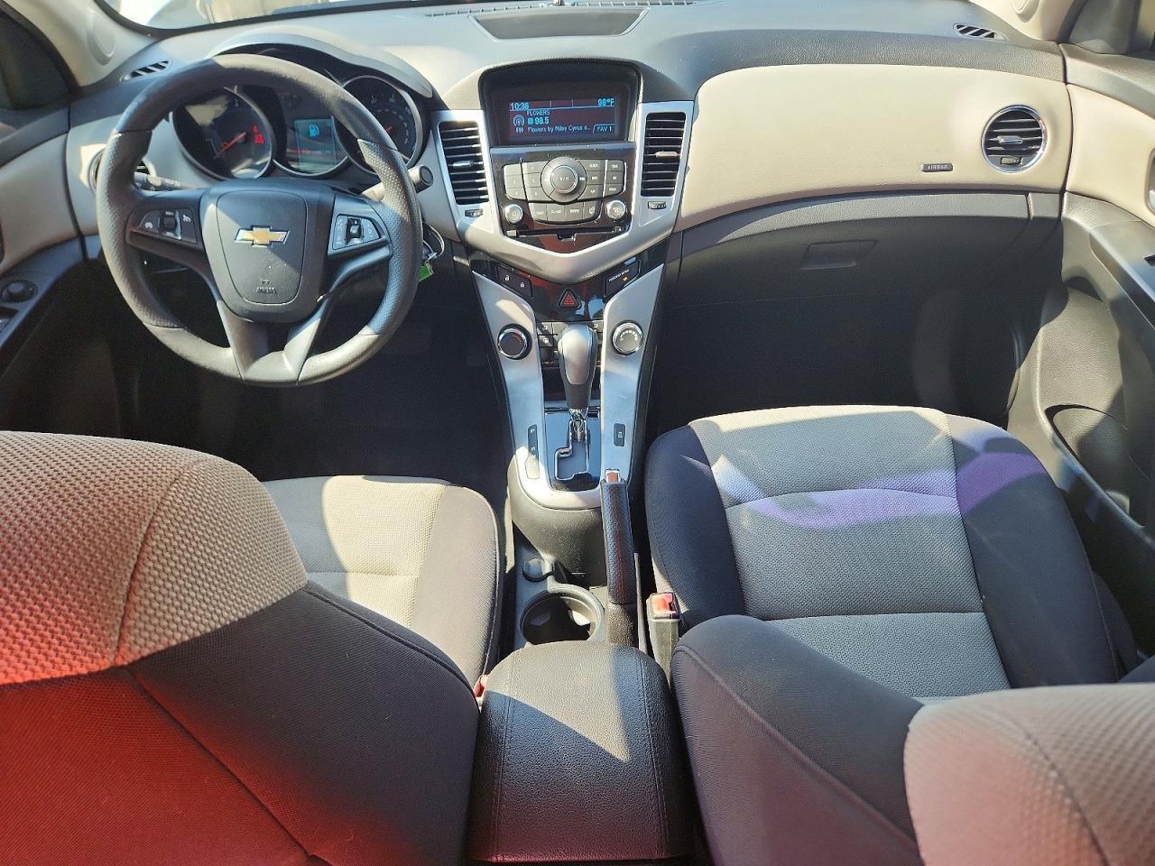 2013 CHEVROLET CRUZE LS — Фото 8 из 12