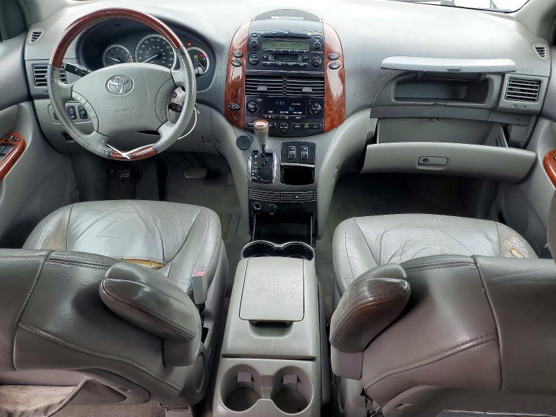 2004 TOYOTA SIENNA XLE LIMITED 7 PASSENGER — Фото 8 из 14
