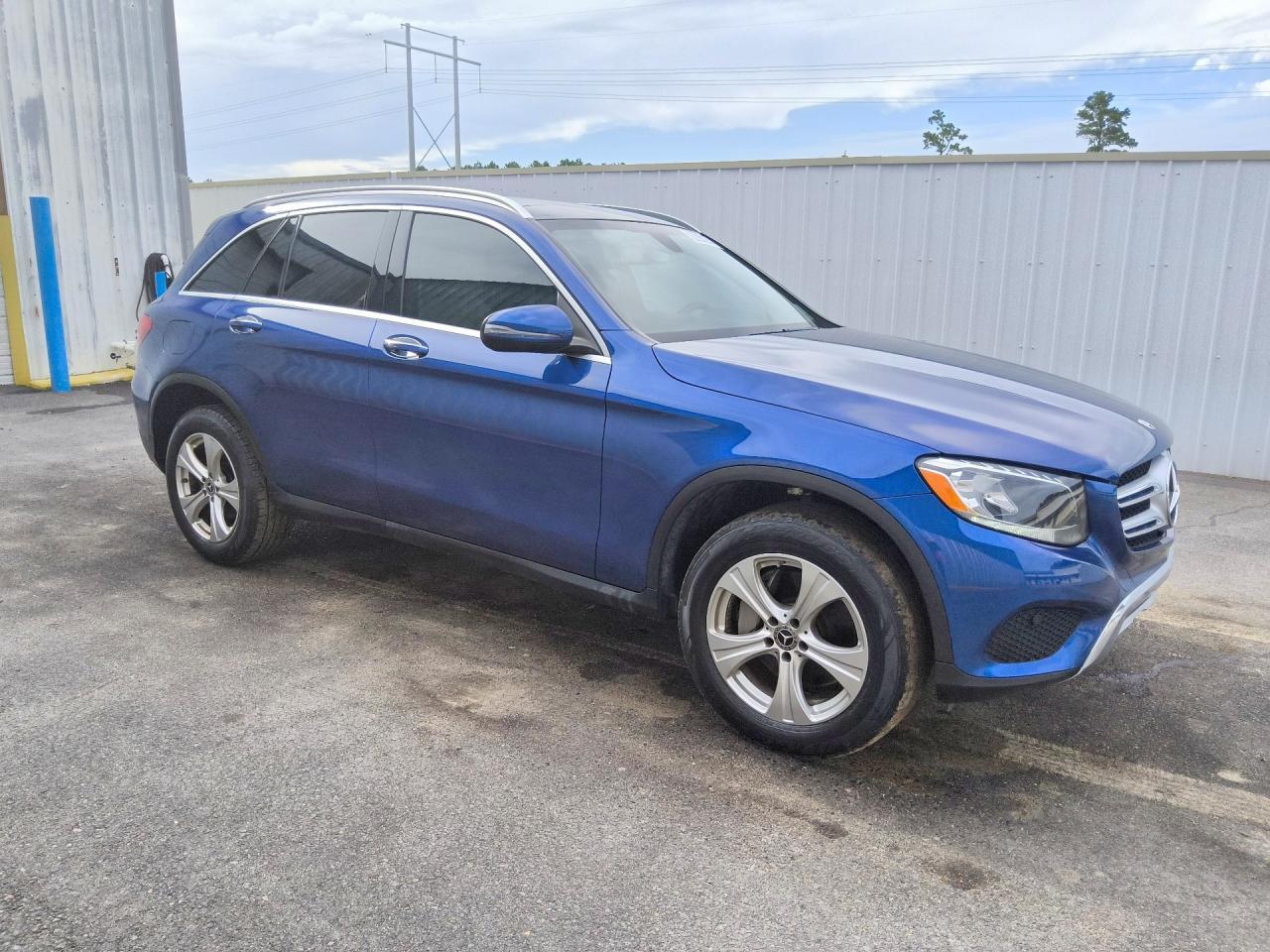 2018 MERCEDES-BENZ GLC 300 4MATIC — Фото 4 из 13