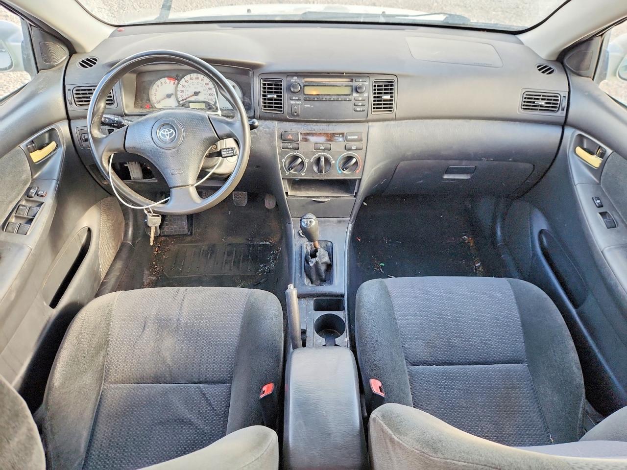 1NXBR32EX4Z217395 2004 TOYOTA COROLLA photo no. 8