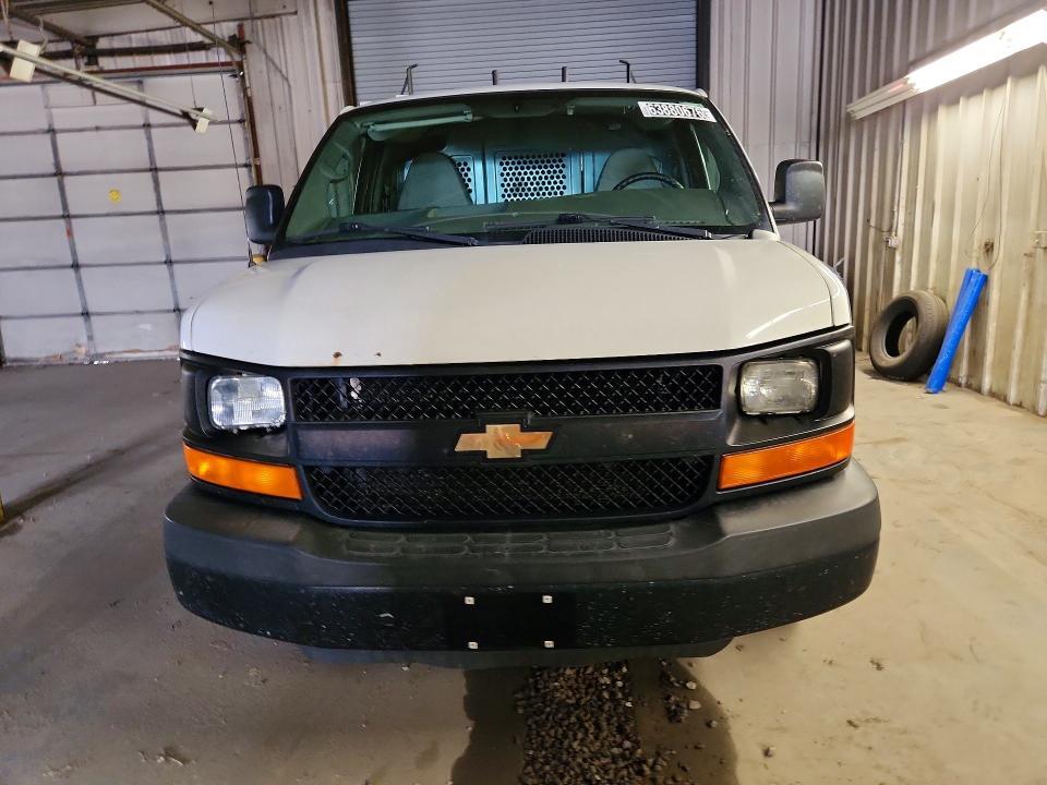 2013 CHEVROLET EXPRESS G1500 LT — Фото 5 из 12