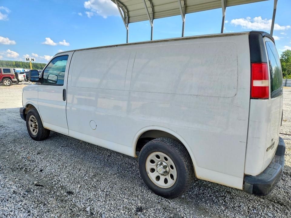 2013 CHEVROLET EXPRESS G1500 — Фото 2 из 13