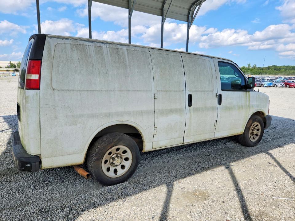 2013 CHEVROLET EXPRESS G1500 — Фото 3 из 13