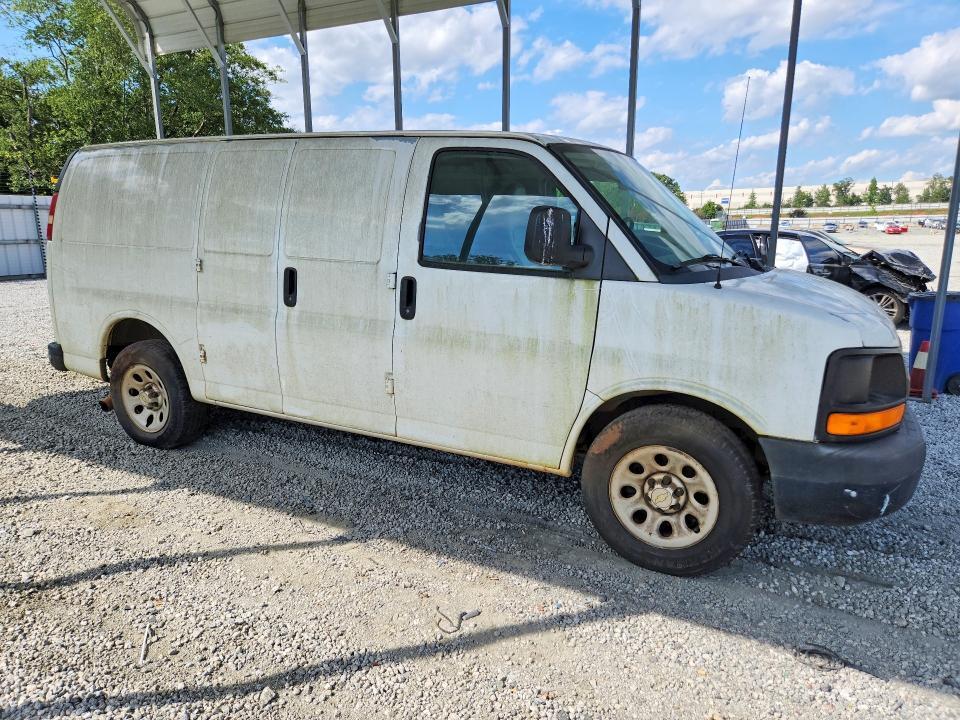 2013 CHEVROLET EXPRESS G1500 — Фото 4 из 13