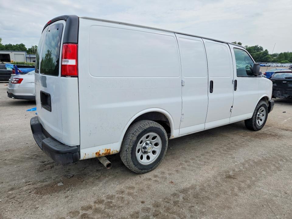 2013 CHEVROLET EXPRESS G1500 — Фото 3 из 13