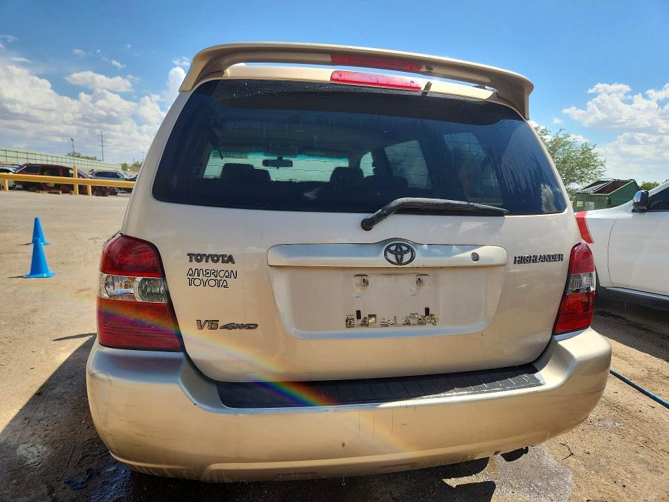 2004 TOYOTA HIGHLANDER BASE — Фото 6 из 13