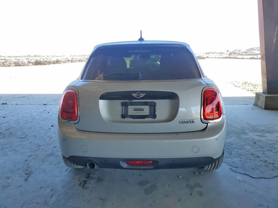 WMWXU1C52J2F81152 2018 MINI COOPER photo no. 6