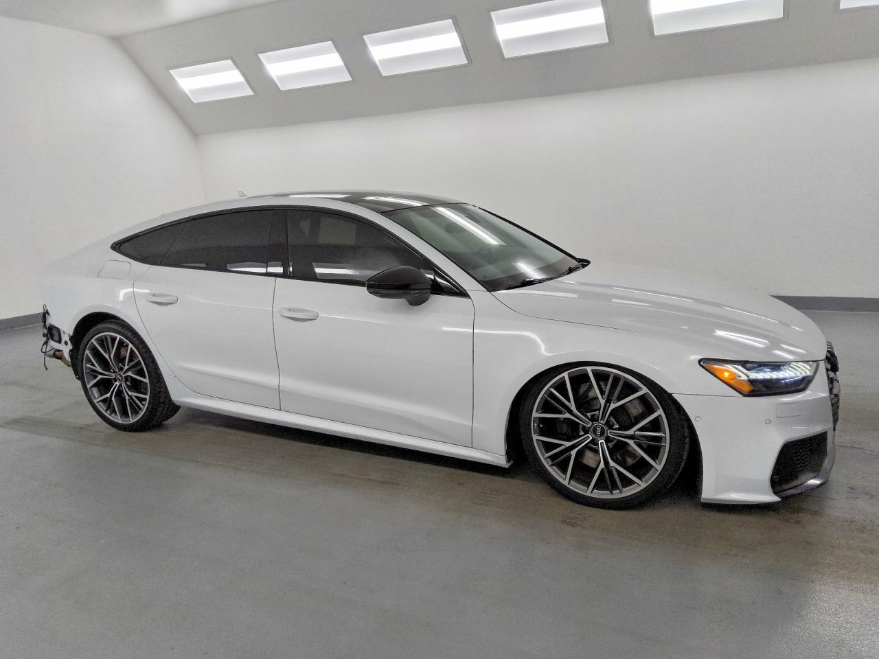 2025 AUDI S7 PREMIUM PLUS — Фото 4 из 13