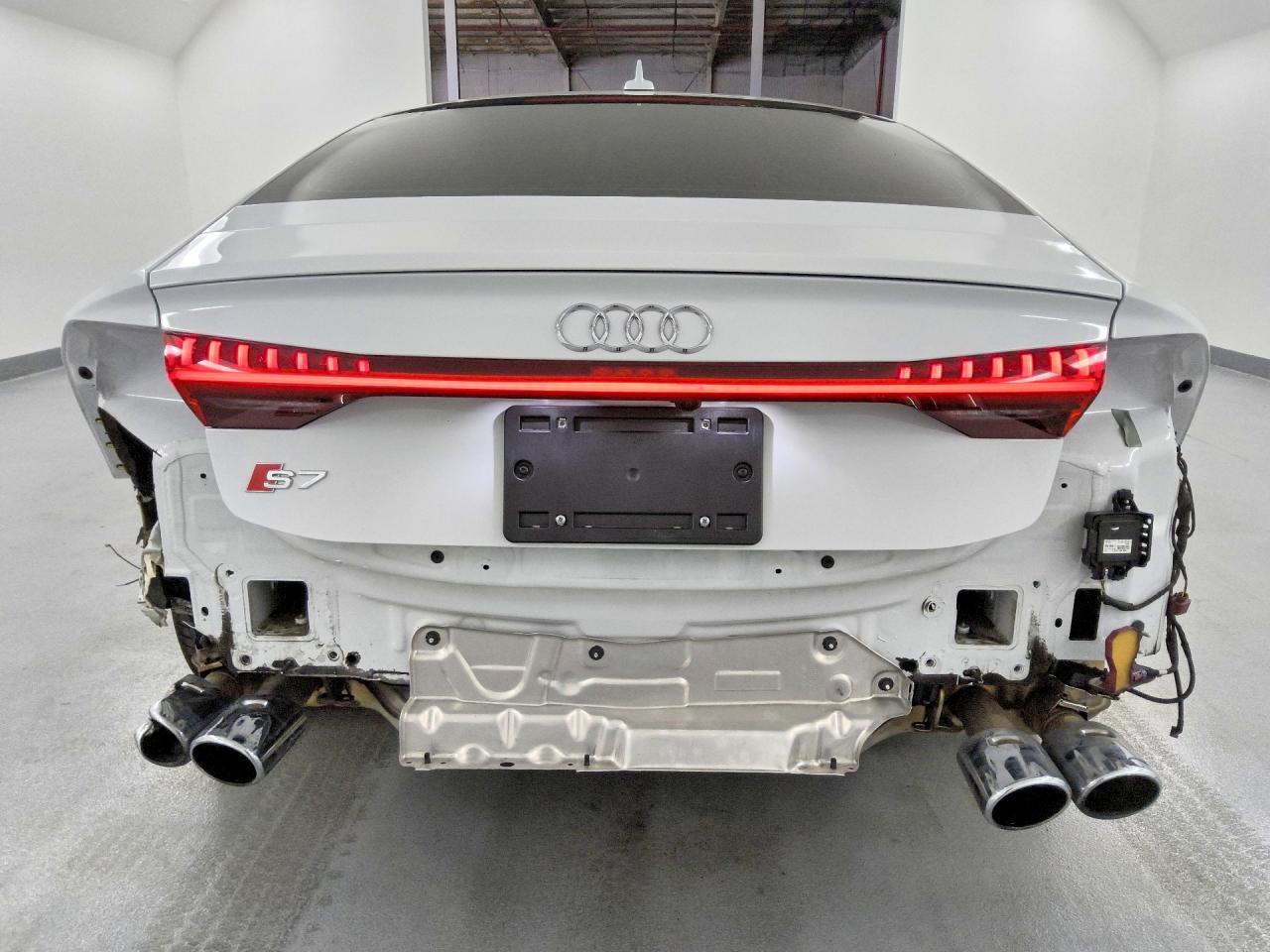 2025 AUDI S7 PREMIUM PLUS — Фото 6 из 13
