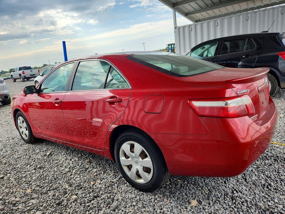 2008 TOYOTA CAMRY LE — Фото 2 из 13
