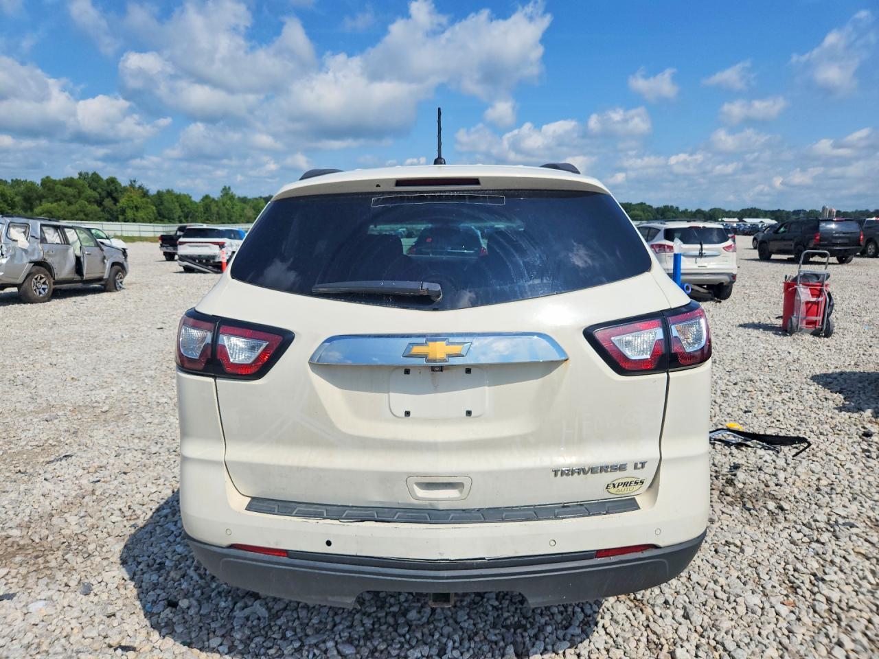 2013 CHEVROLET TRAVERSE LT — Фото 6 из 13